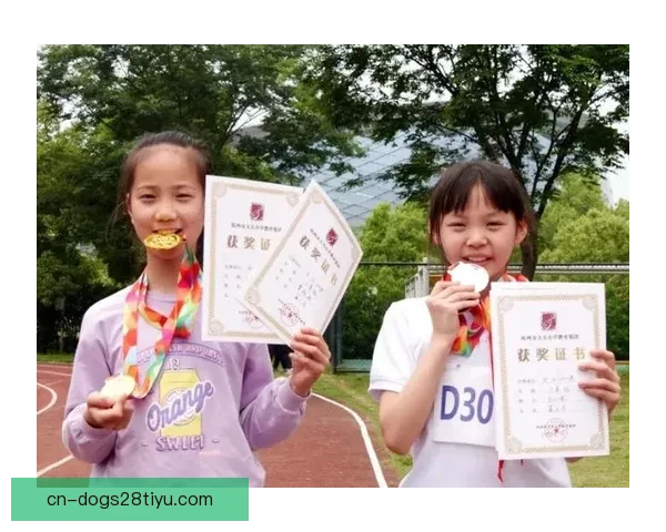 国家队喝彩桃花再绽荣耀时刻